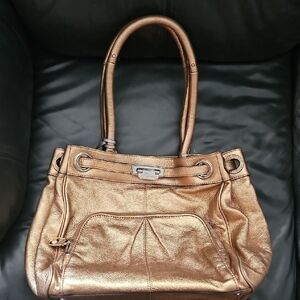 B. Makowsky Pewter Gold Metallic Leather Bag Purse Satchel Handles